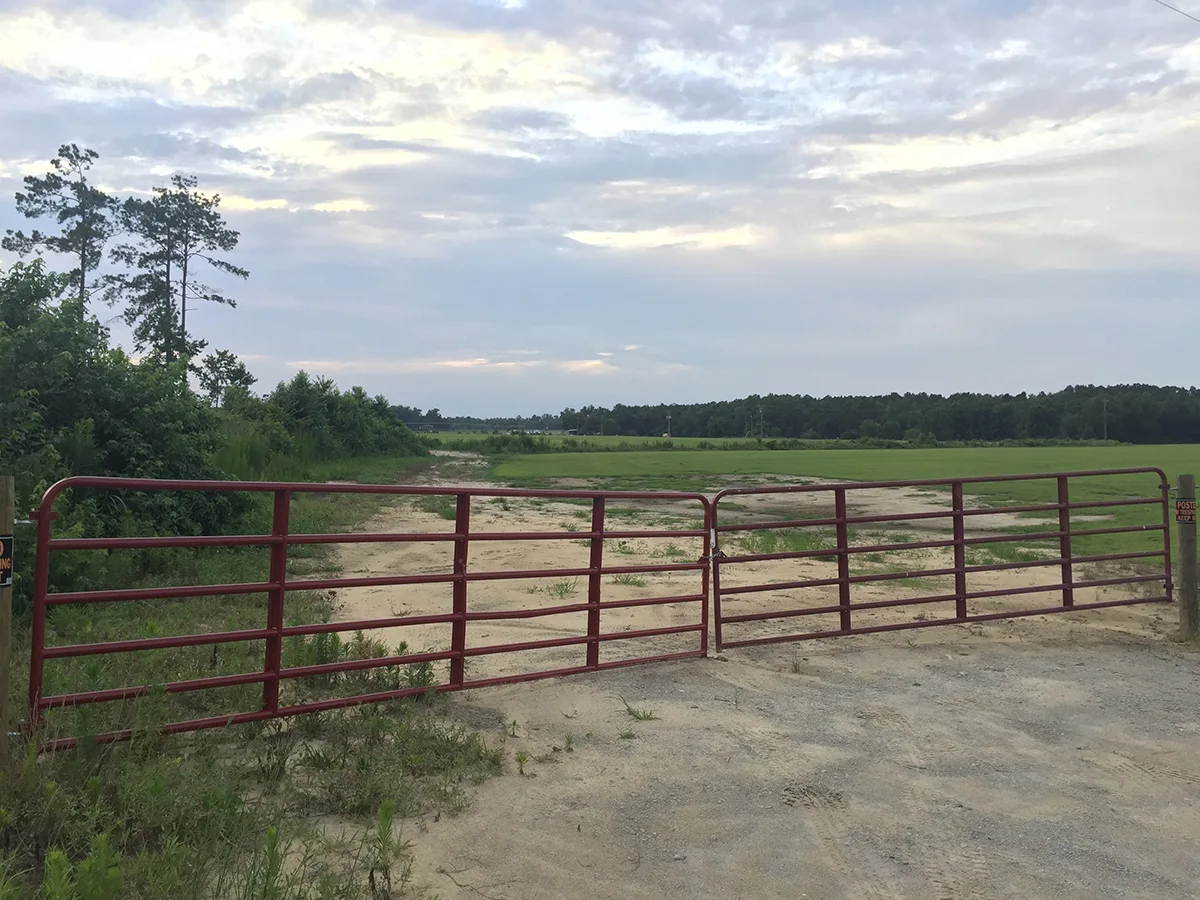 Identifying the Most Common Farm Gate Size