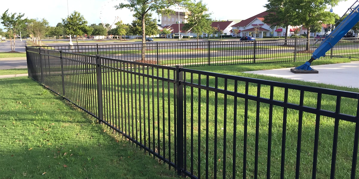 Flat Top Fence