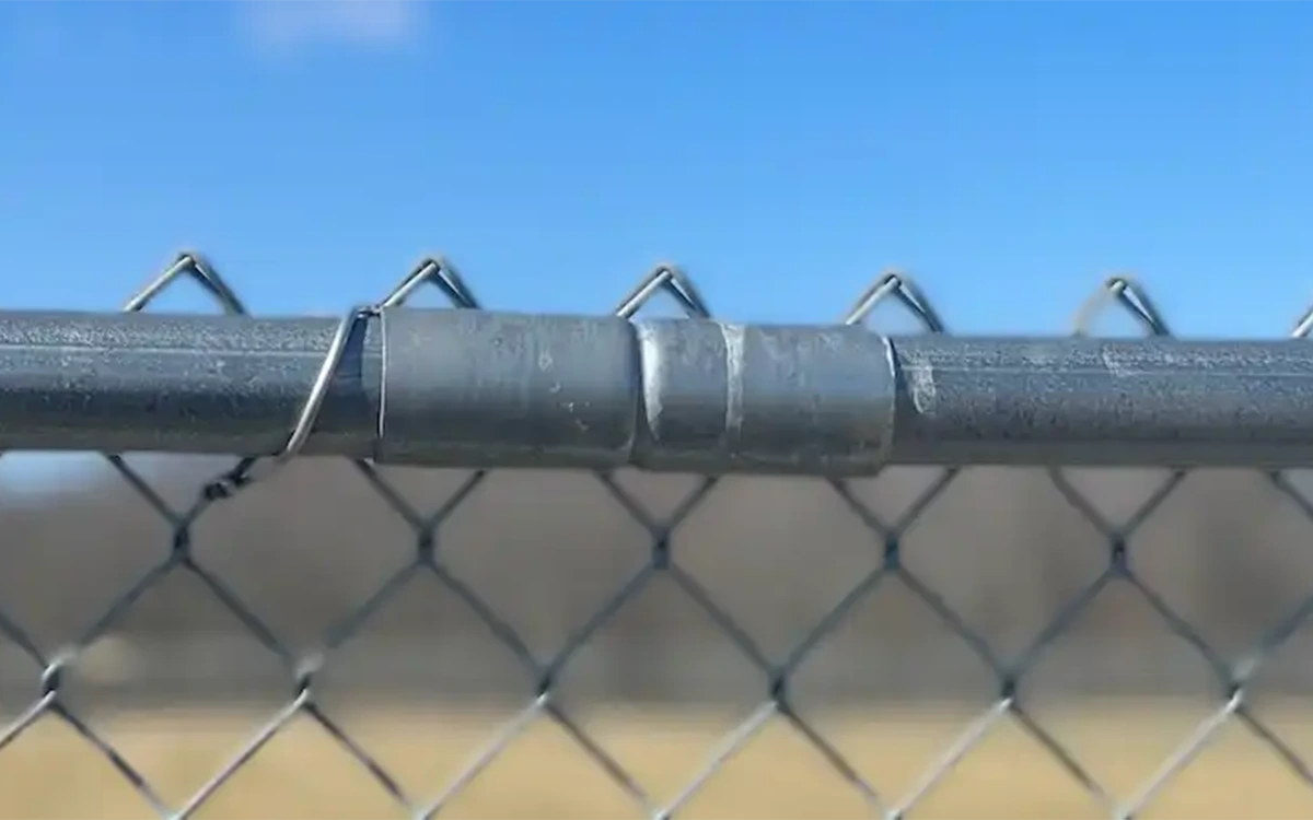 Fence Pipe Top Rail Sleeve Usage Scenario