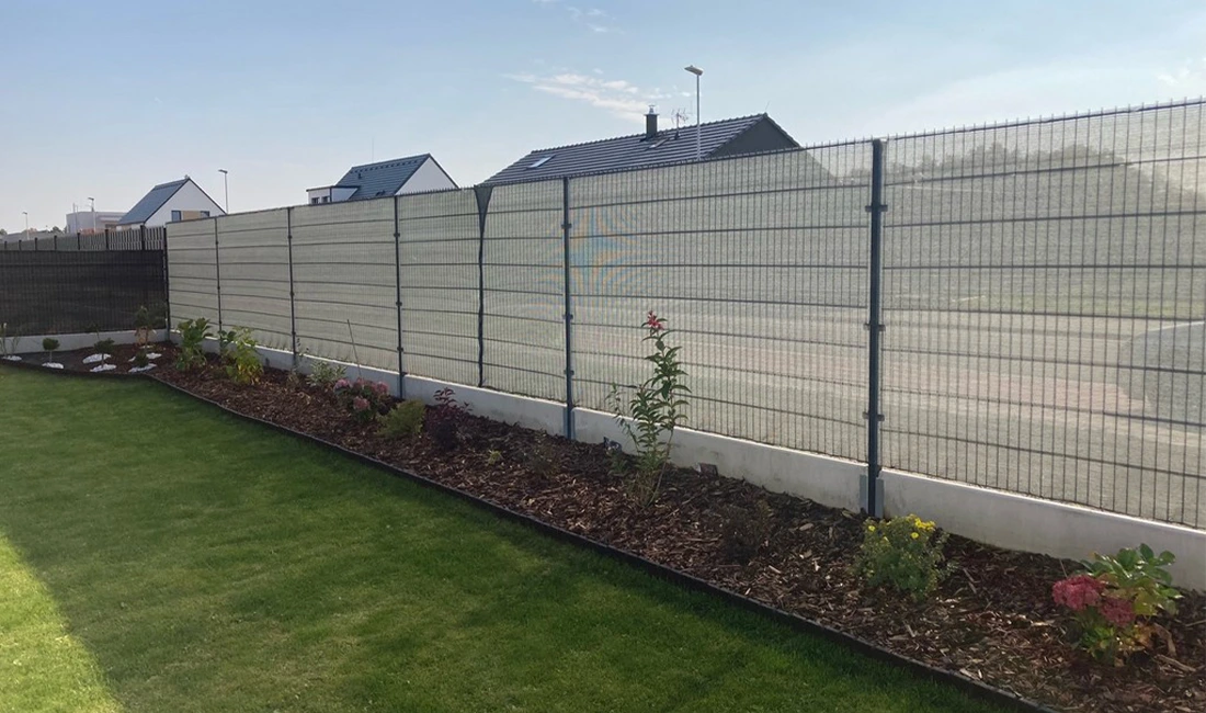 Welded Double Wire Mesh Fence
