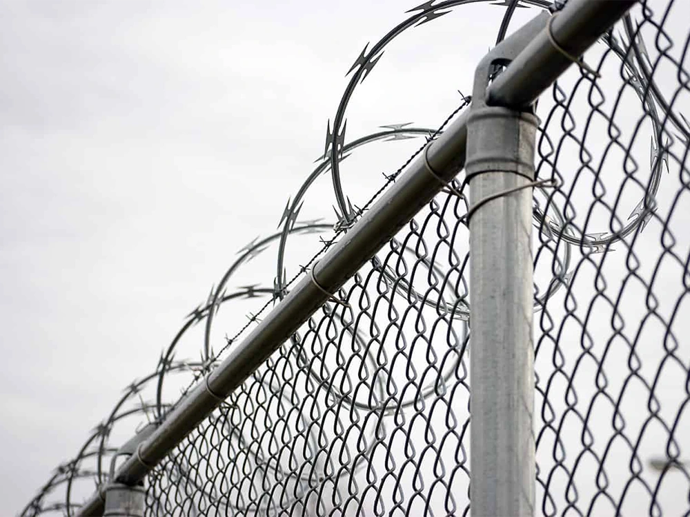 Barbed Wire Mesh Fences