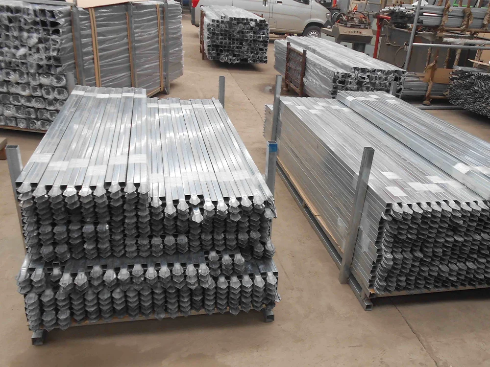 Hot-Dip Galvanized Pipes