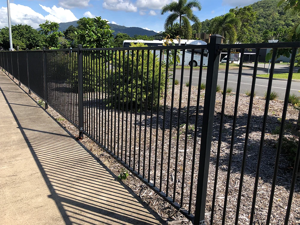 Flat Top Fence