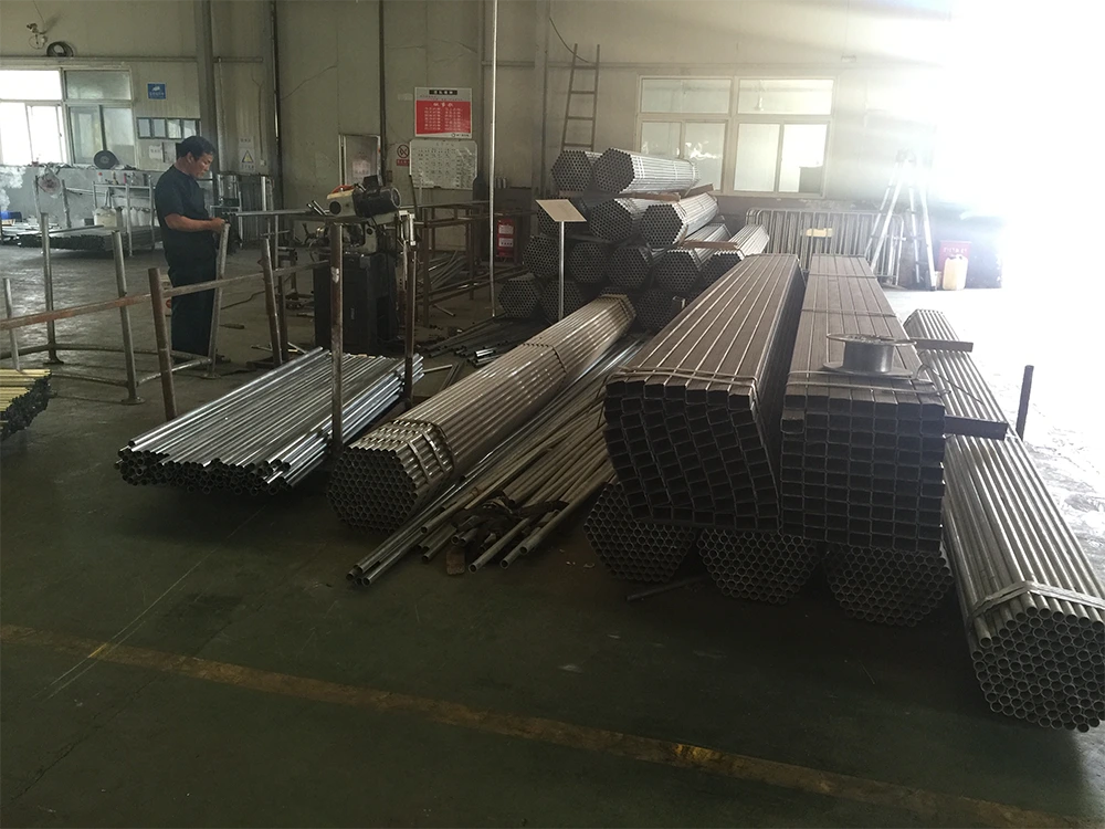 Metal Mesh Farm Gate Production Process - Galvanized Pipe Cutting